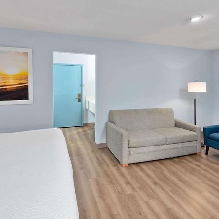 Days Inn & Suites By Wyndham Siler City Zewnętrze zdjęcie