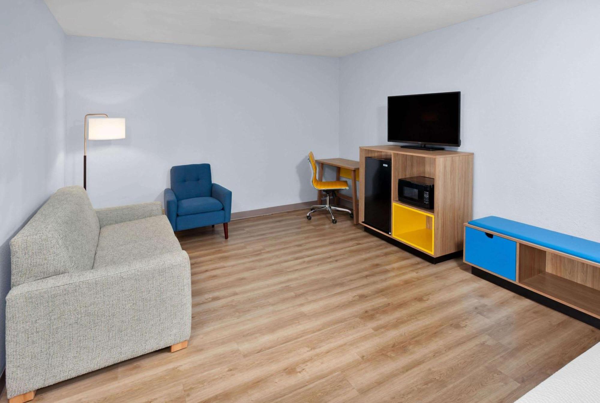 Days Inn & Suites By Wyndham Siler City Zewnętrze zdjęcie